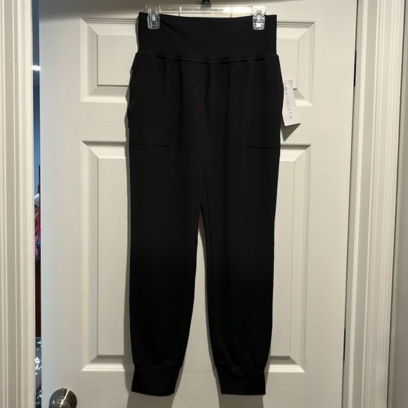 NWT Athleta Salutation Joggers Size Large. - Picture 6 of 10